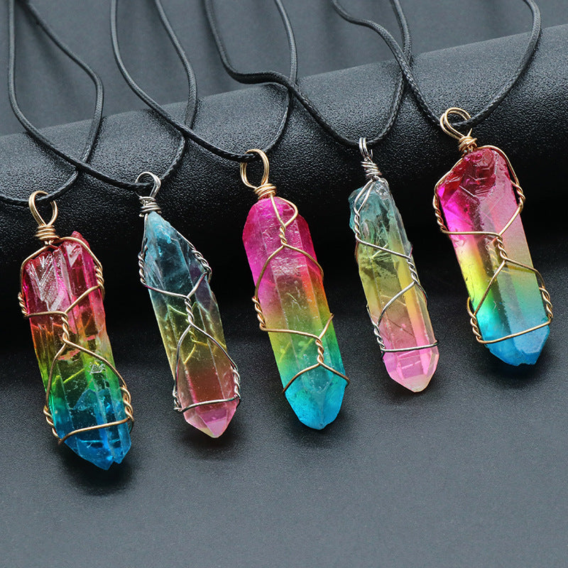 pendentif en forme de pilier en cristal et arbre de vie