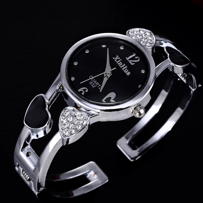 Montre à quartz élégante pour femme