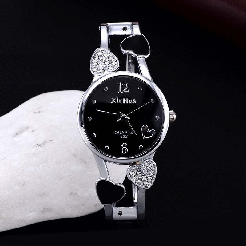 Montre à quartz élégante pour femme